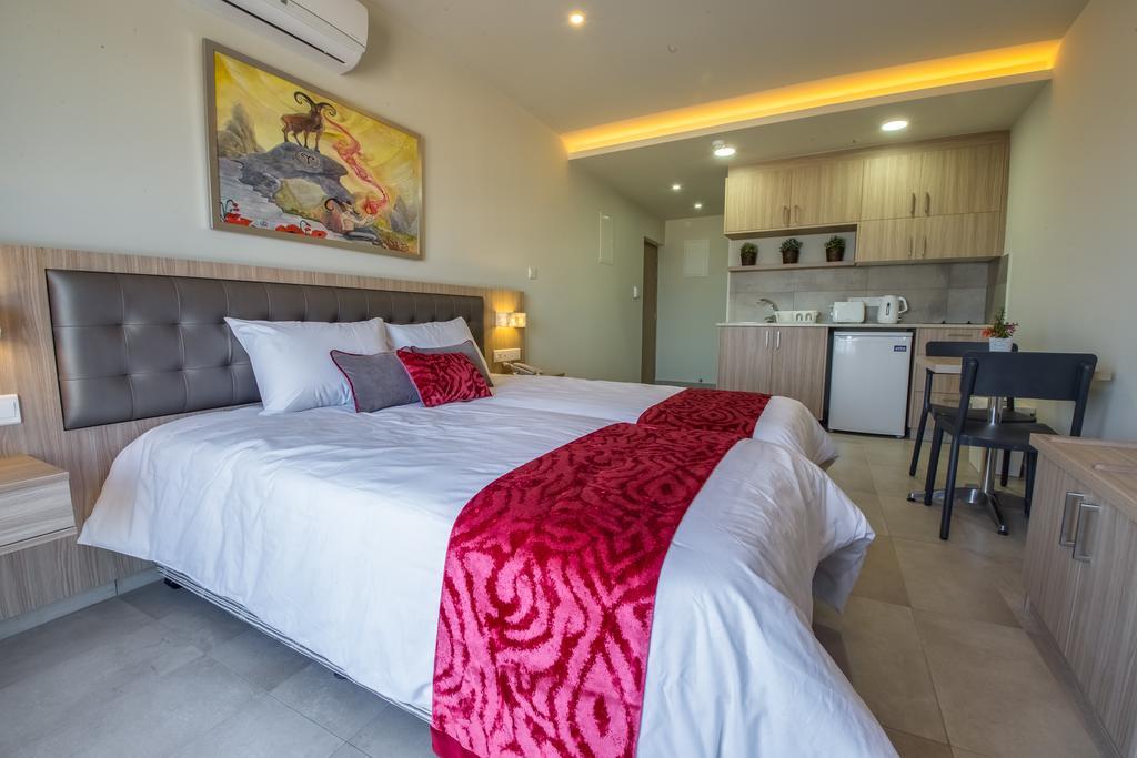 Zodiac Hotel Apartments Larnaca Zewnętrze zdjęcie