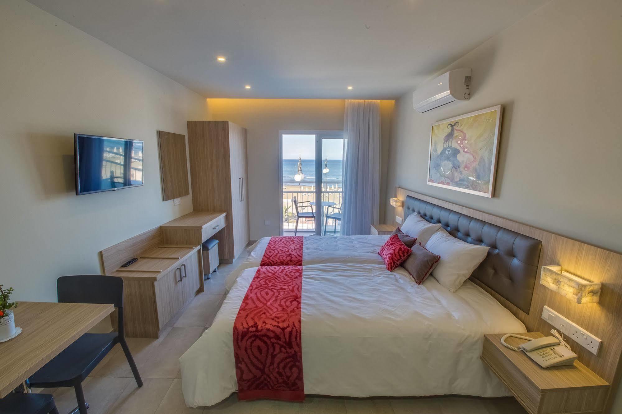 Zodiac Hotel Apartments Larnaca Zewnętrze zdjęcie